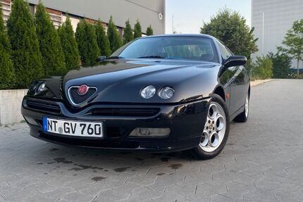 Alfa Romeo GTV