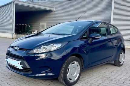 Ford Fiesta 176.000 km 2.699 &euro; Lübeck 23560