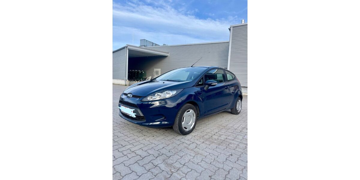Ford Fiesta 176.000 km 2.699 &euro; Lübeck 23560