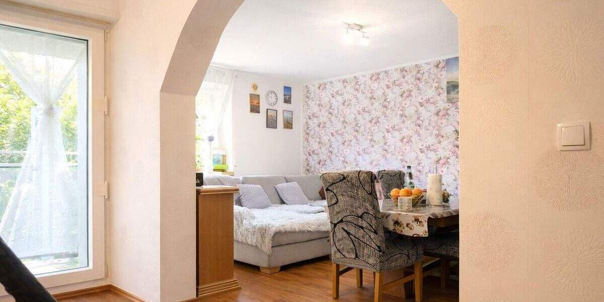 Etagenwohnung Kelkheim Kelkheim-Mitte - 3 Zimmer, 87 m&sup2;, 310.000&euro; | Angebot:25852429