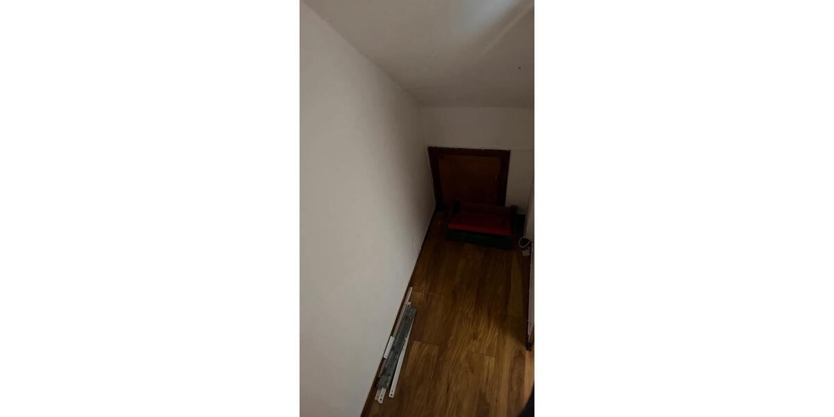 Dachgeschoßwohnung Hamburg Wandsbek - 3 Zimmer, 130 m&sup2;, 1.620&euro; | Angebot:26409655