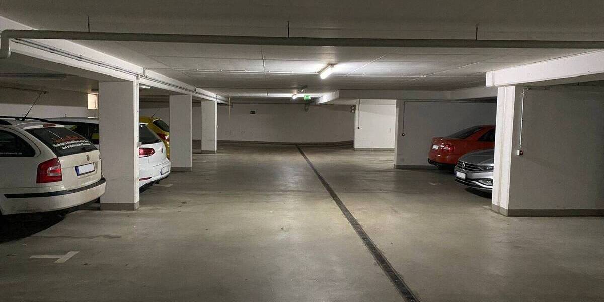 Garagen / Stellplätze Leipzig Südvorstadt - 25.000&euro; | Angebot:26029085