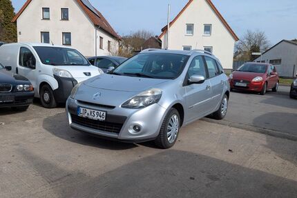 Renault Clio 118.500 km 2.490 &euro; Blomberg 32825