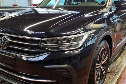 VW Tiguan 110.306 km 25.430 &euro; Osnabrück 49078