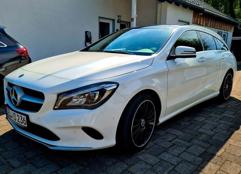 CLA 200 Shooting Brake