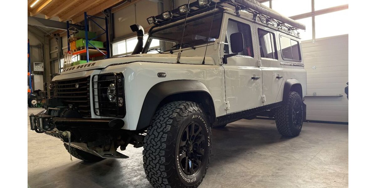 Land Rover Defender 57.700 km 45.800 &euro; Tuttlingen 78532
