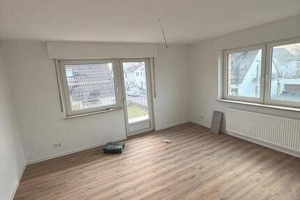 Wohnung Raunheim - 2 Zimmer, 64 m&sup2;, 1.100&euro; | Angebot:25831938