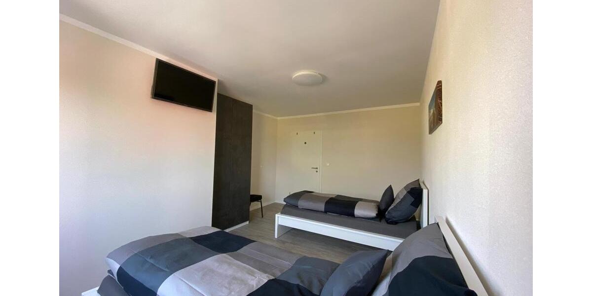 Etagenwohnung Ibbenbüren - 15 Zimmer, 220 m&sup2;, 25&euro; | Angebot:25079595