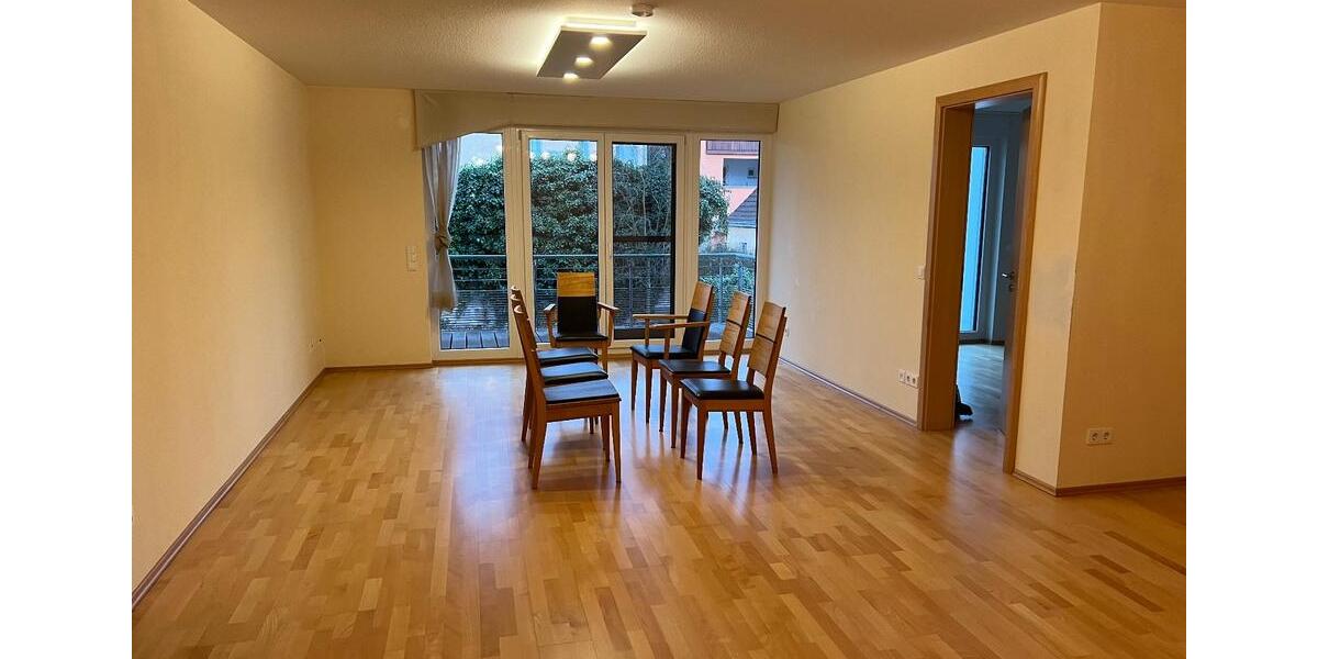 Etagenwohnung Schwabach - 4 Zimmer, 118 m&sup2;, 1.400&euro; | Angebot:25435823