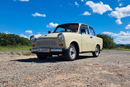 Trabant 601 56.994 km 5.099 € Großbreitenbach 98701