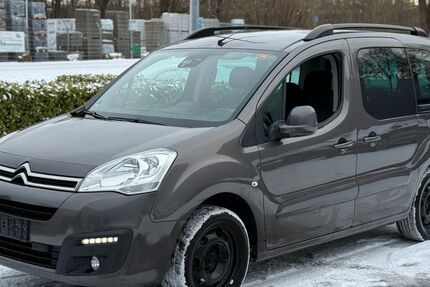 Citroen Berlingo 136.885 km 7.400 &euro; Alsdorf 52477