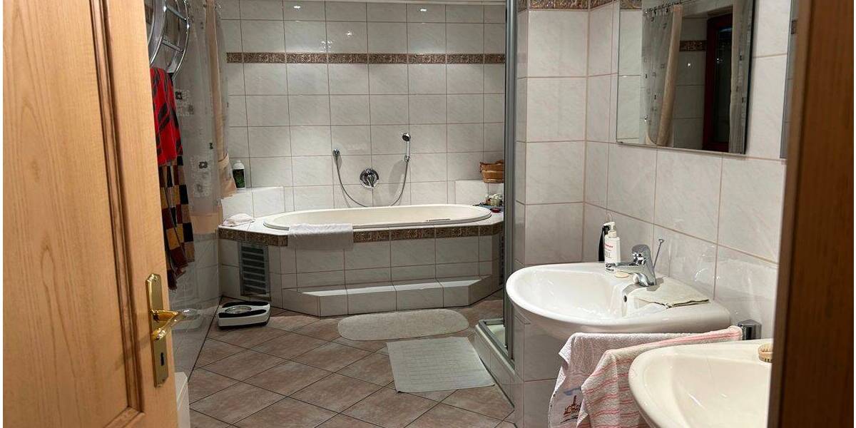 Einfamilienhaus Eisfeld Hinterrod - 4 Zimmer, 100 m&sup2;, 259.000&euro; | Angebot:25729005