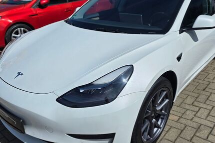 Tesla Model 3 84.985 km 25.942 &euro; Seesen 38723