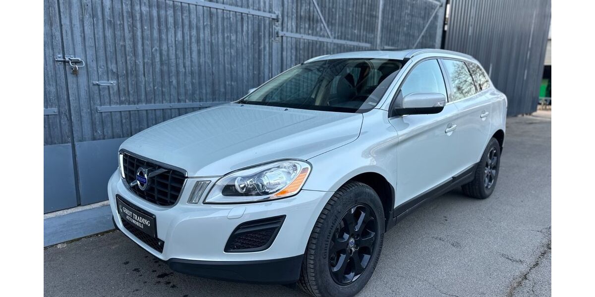 Volvo XC60 301.700 km 8.300 &euro; Biebergemünd 63599