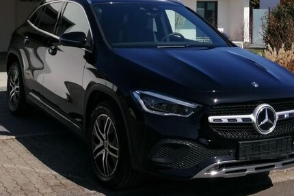 Mercedes-Benz 200 88.000 km 26.500 &euro; Schauenburg 34270