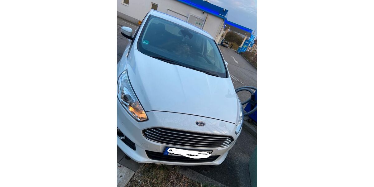 Ford S-Max 112.500 km 12.500 &euro; Reutlingen 72760