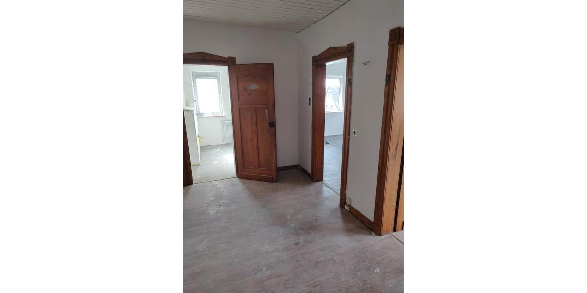 Mehrfamilienhaus, Wohnhaus Homberg (Ohm) - 9 Zimmer, 210 m&sup2;, 295.000&euro; | Angebot:27278211