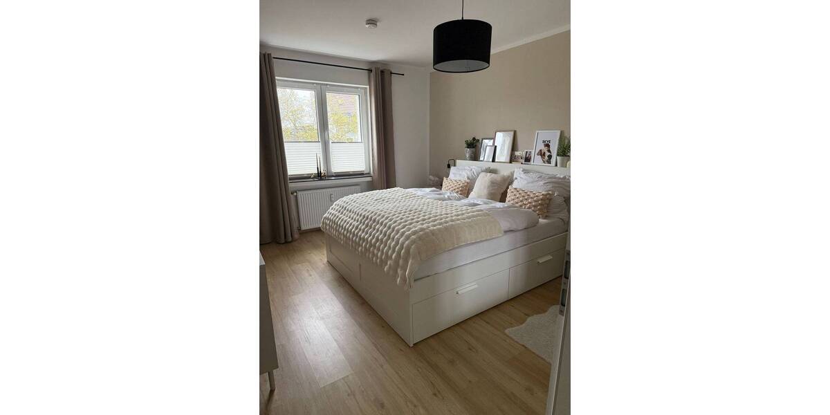 Etagenwohnung Duisburg Duissern - 3 Zimmer, 75 m&sup2;, 675&euro; | Angebot:26257318