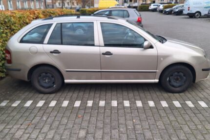 Skoda Fabia 180.000 km 850 &euro; Bremen 28201