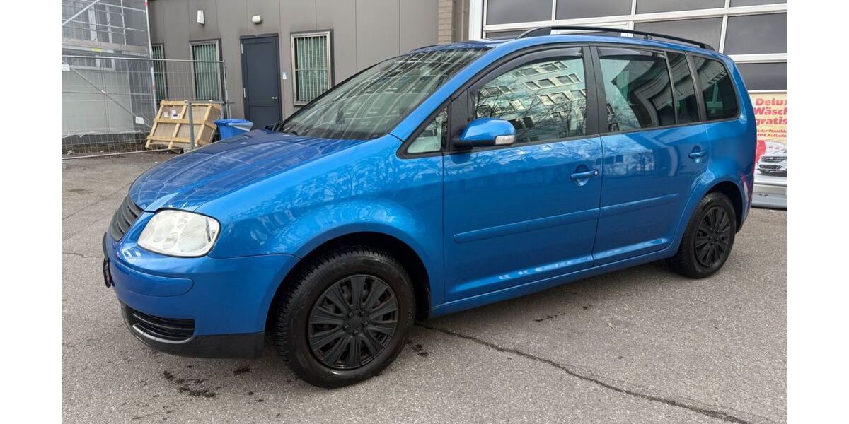 VW Touran 211.000 km 3.490 &euro; München 80636