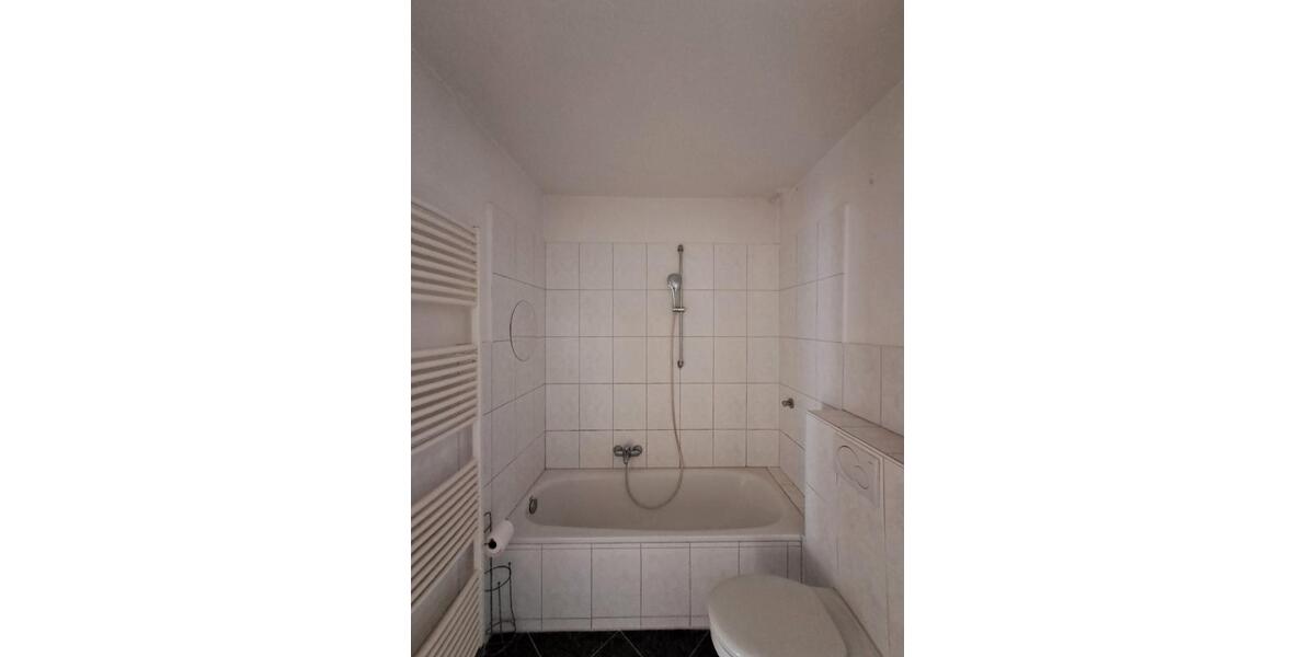 Etagenwohnung Bremerhaven Geestemünde - 3 Zimmer, 65 m&sup2;, 715&euro; | Angebot:26534543