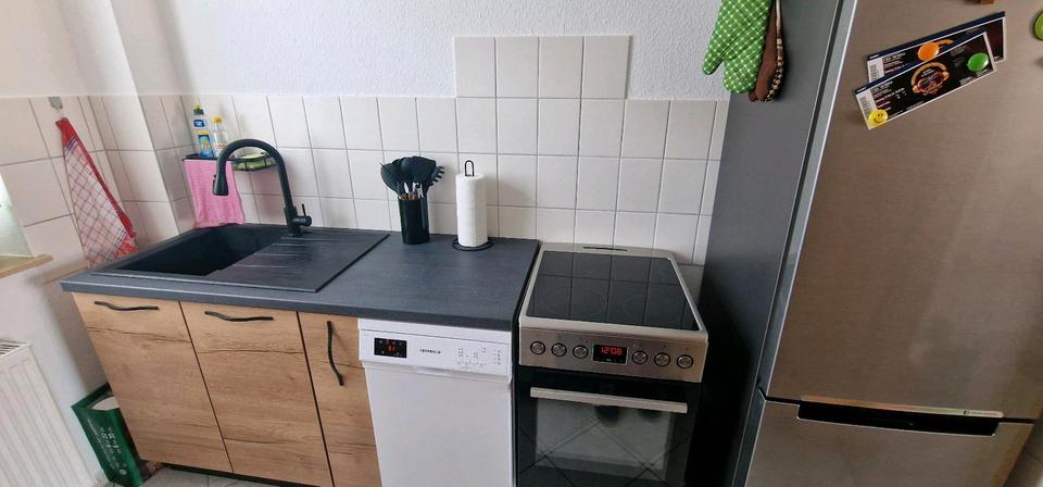 Etagenwohnung Schönebeck (Elbe) - 2 Zimmer, 64 m&sup2;, 426&euro; | Angebot:25986172