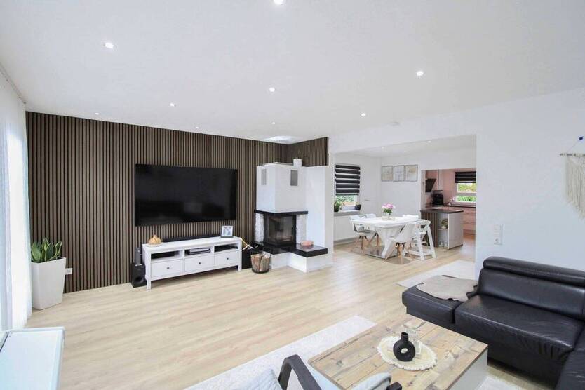 Ihr Traumhaus in Pforzheim-Büchenbronn - Modernes Fertighaus mit massivem Keller