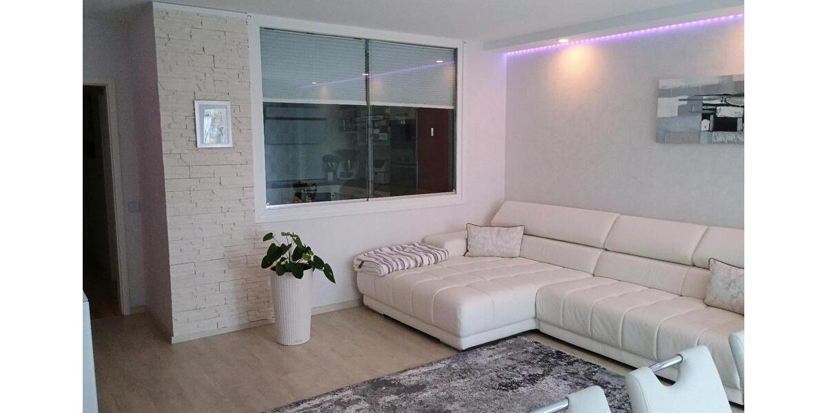 4 Zimmer Erdgeschoss Wohnung 110 qm Sauna .. in Stadtheide 4 zimmer