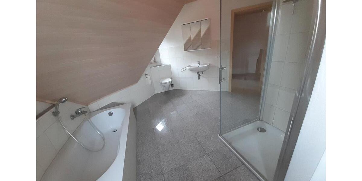 Erdgeschoßwohnung Weihenzell - 5 Zimmer, 145 m&sup2;, 1.050&euro; | Angebot:26394235