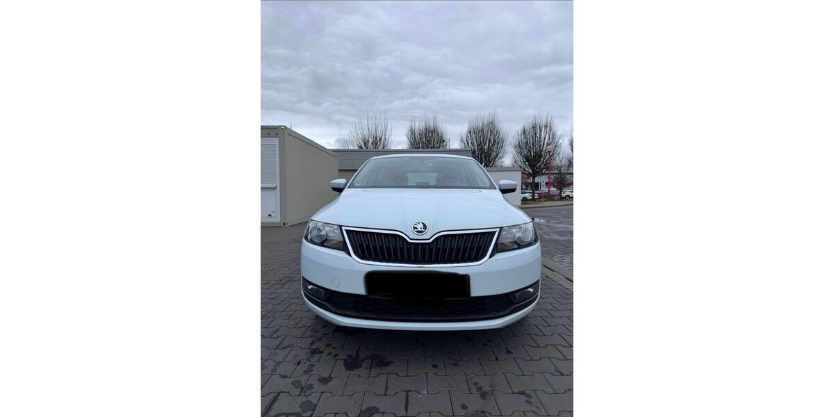 Skoda Rapid 37.900 km 12.500 &euro; Nürnberg 90461