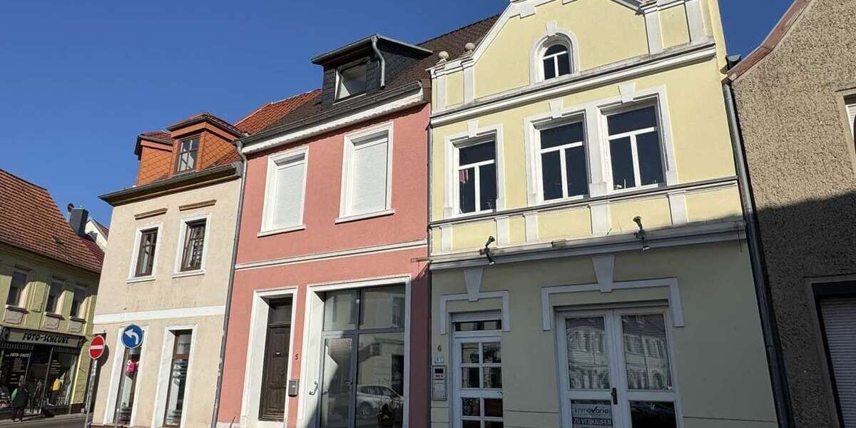 Einfamilienhaus Burg - 7 Zimmer, 110 m&sup2;, 139.000&euro; | Angebot:25551412