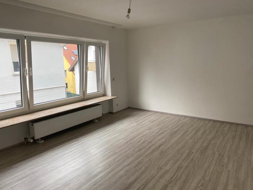 Lichtdurchflute 2-Zimmerwohnung frisch renoviert Schorndorf zimmer