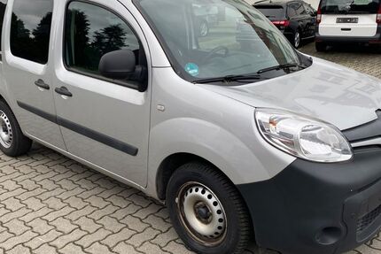 Renault Kangoo 85.490 km 9.990 € Zwickau 08058