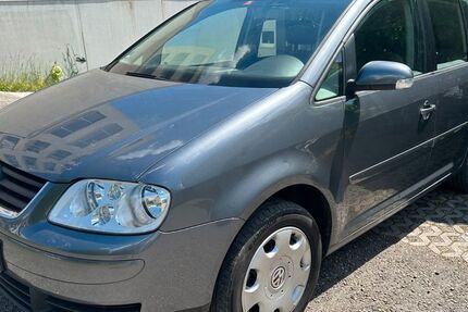 VW Touran 225.000 km 1.490 &euro; Deizisau 73779