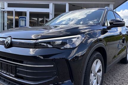 VW Tiguan 19.604 km 29.990 &euro; Saterland-Sedelsberg 26683