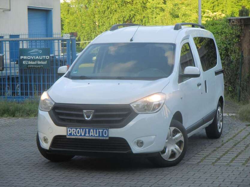 Dokker
