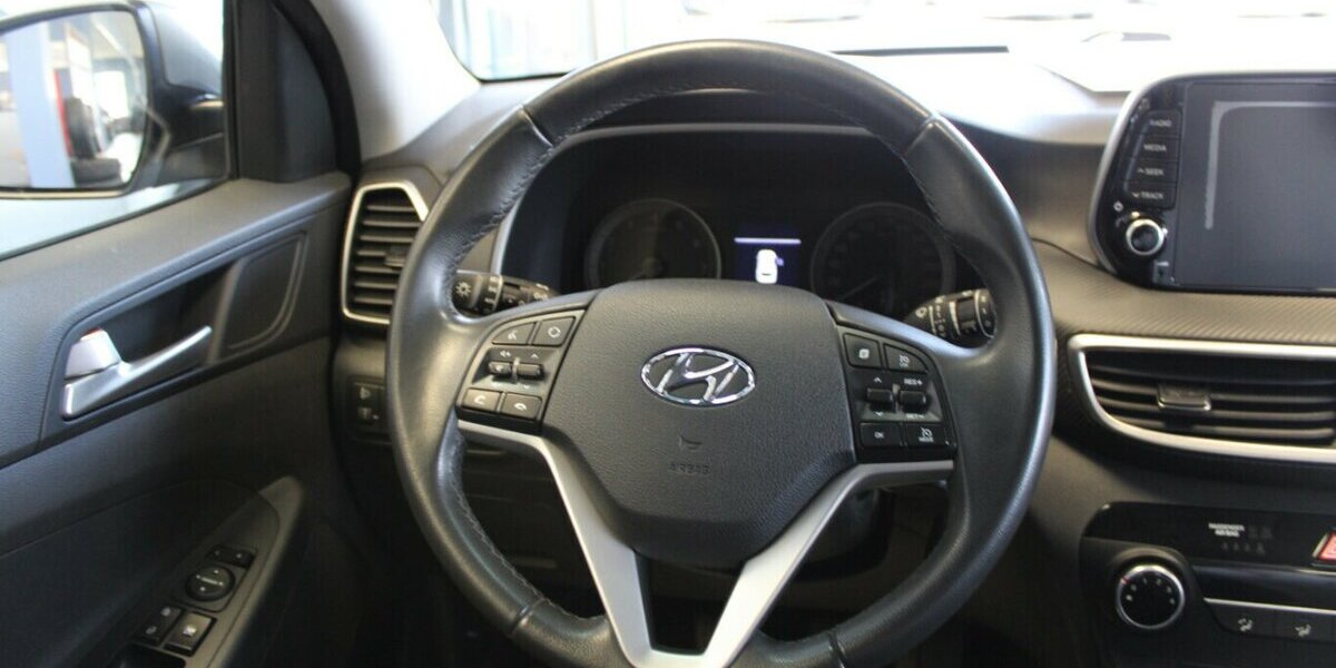 Hyundai Tucson 1.6 GDi 2WD AHK + Navi + Kamera + AHK 77.410 km 14.980 &euro; Euskirchen 53881