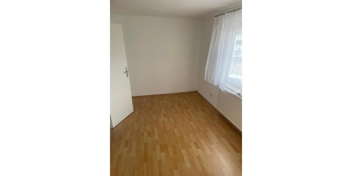 Erdgeschoßwohnung Essingen - 5.5 Zimmer, 117 m&sup2;, 325.000&euro; | Angebot:26820070