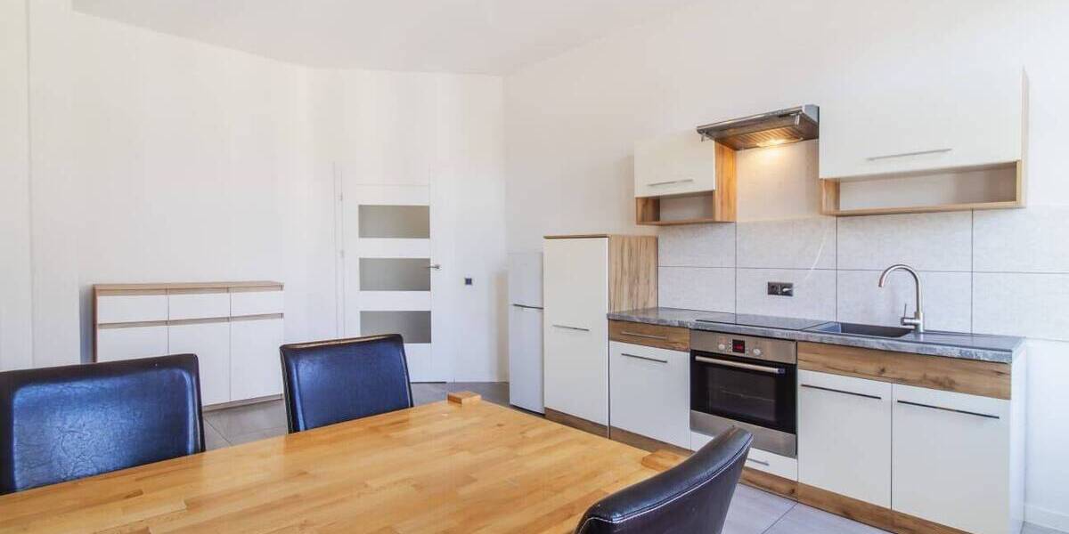 Etagenwohnung Görlitz Innenstadt - 2 Zimmer, 77 m&sup2;, 85.000&euro; | Angebot:26878907
