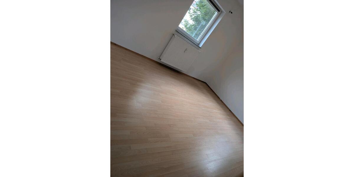 Hochparterre Regensburg Galgenberg - 4 Zimmer, 2.150&euro; | Angebot:22105657