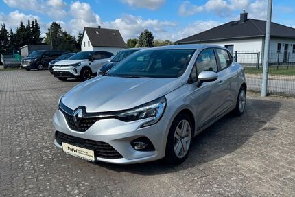 Renault Clio 59.700 km 11.950 &euro; Rosenow 17091