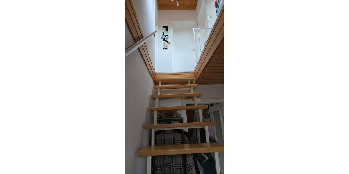 Reihenmittelhaus Renningen - 7 Zimmer, 155 m&sup2;, 620.000&euro; | Angebot:26090020