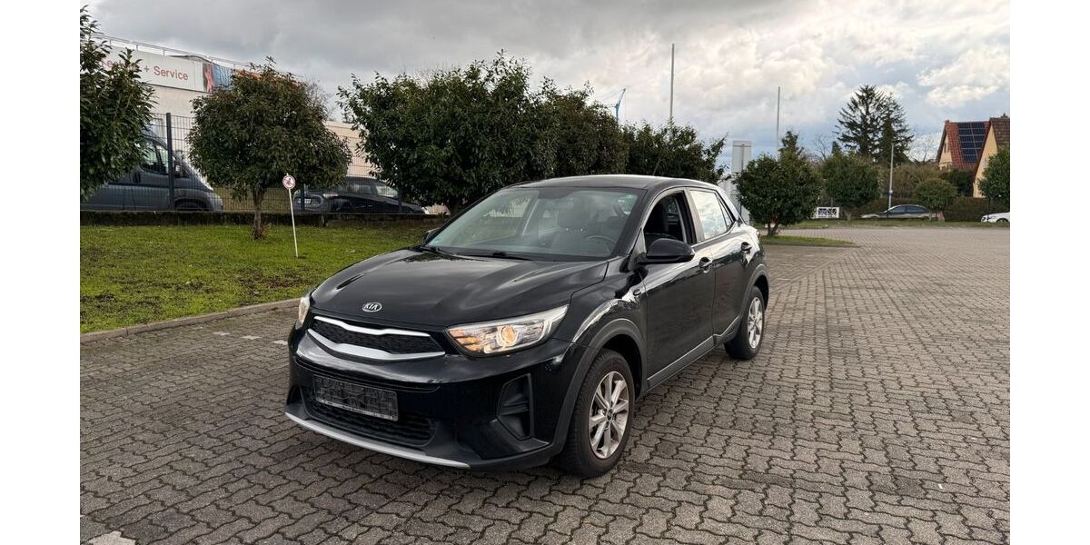 Kia Stonic 188.000 km 8.300 &euro; Worms 67547