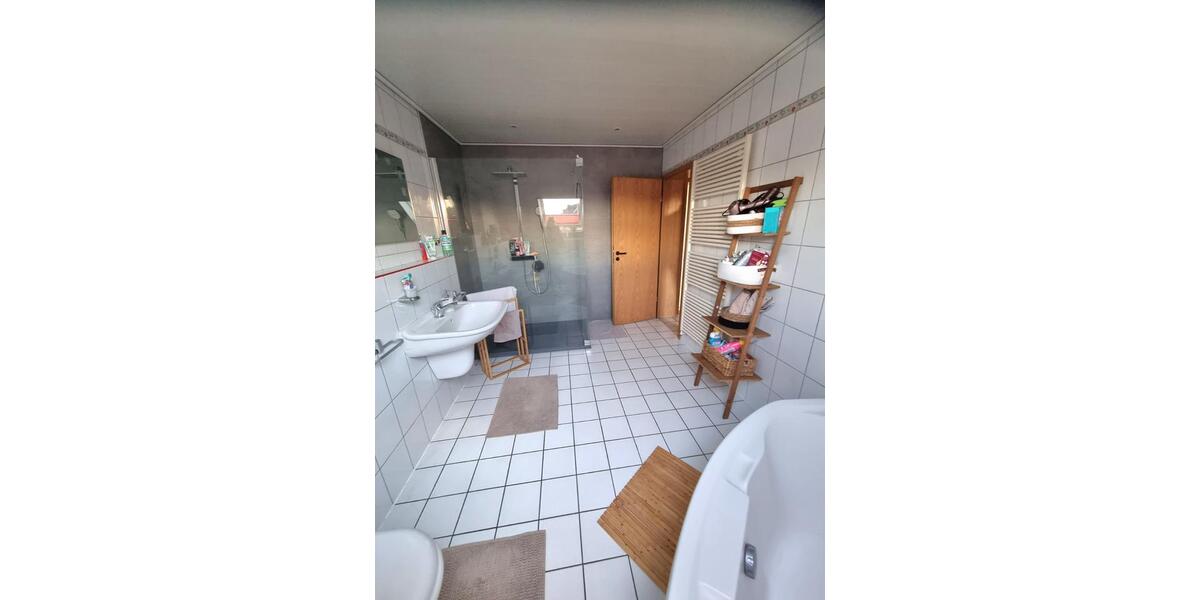 Reihenhaus Hamm Herringen - 8 Zimmer, 195 m&sup2;, 399.000&euro; | Angebot:24772365