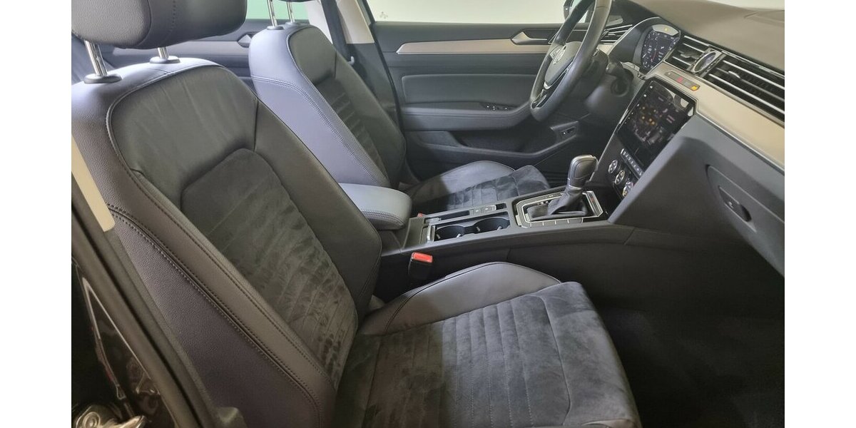 VW Passat Highline 4M LED ACC APP AHK Standheizung 112.600 km 23.750 &euro; Garrel 49681