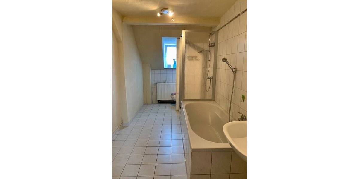 Reihenendhaus Reichenbach - 6 Zimmer, 127 m&sup2;, 99.000&euro; | Angebot:24040745