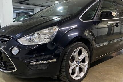 Ford S-Max 141.758 km 9.900 € München 81677