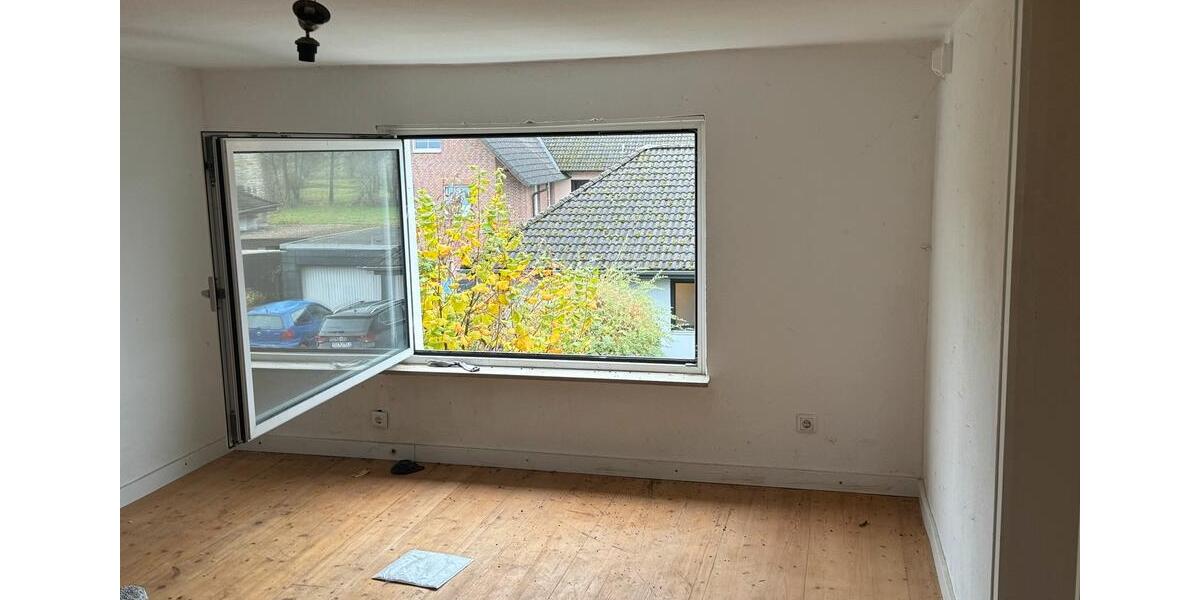 Bauernhaus, Landhaus Dörentrup - 8 Zimmer, 180 m&sup2;, 80.000&euro; | Angebot:26412500