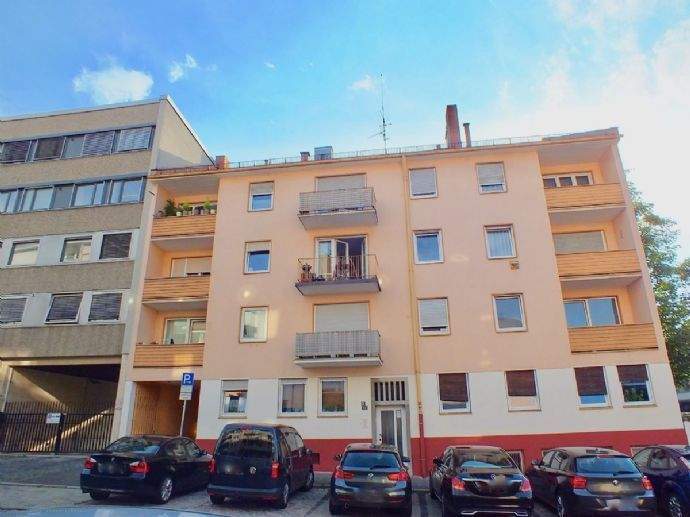 Spitzen 1 Zimmerwohnung mit Sonnenbalkon und EBK mit innenstadtnaher Lage - Frei 1 zimmer