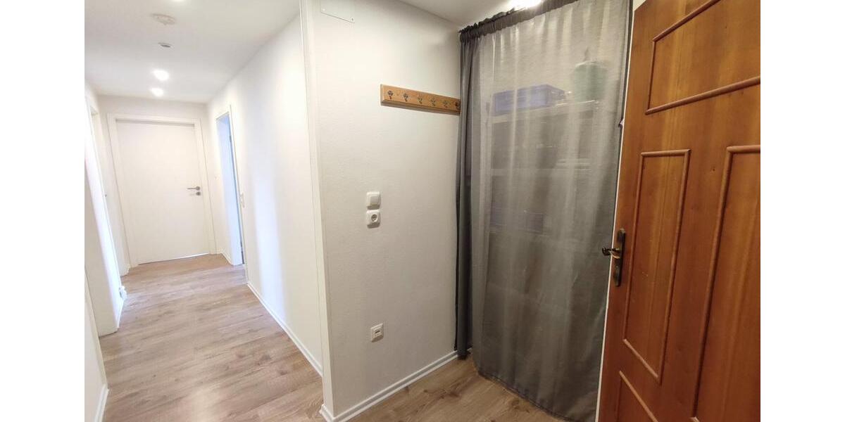 Dachgeschoßwohnung Bamberg Gereuth - 1 Zimmer, 12 m&sup2;, 260&euro; | Angebot:26337854